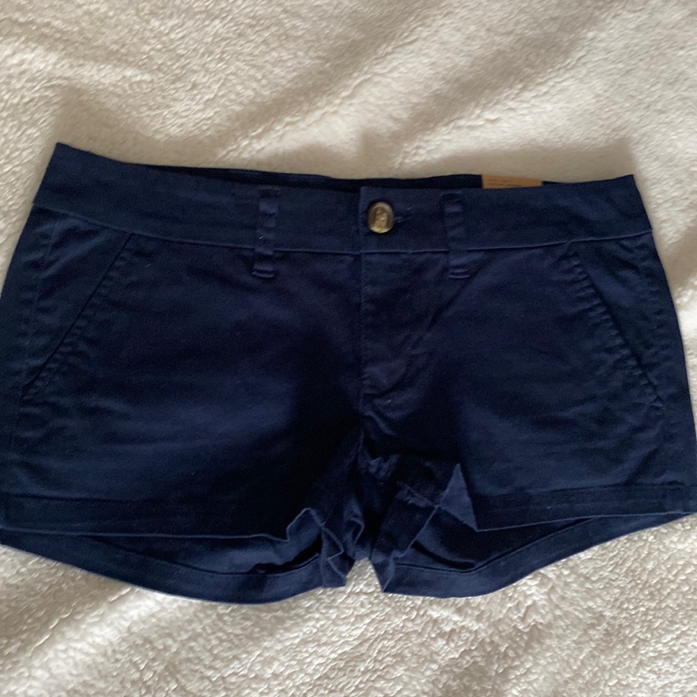 Low rise shorts